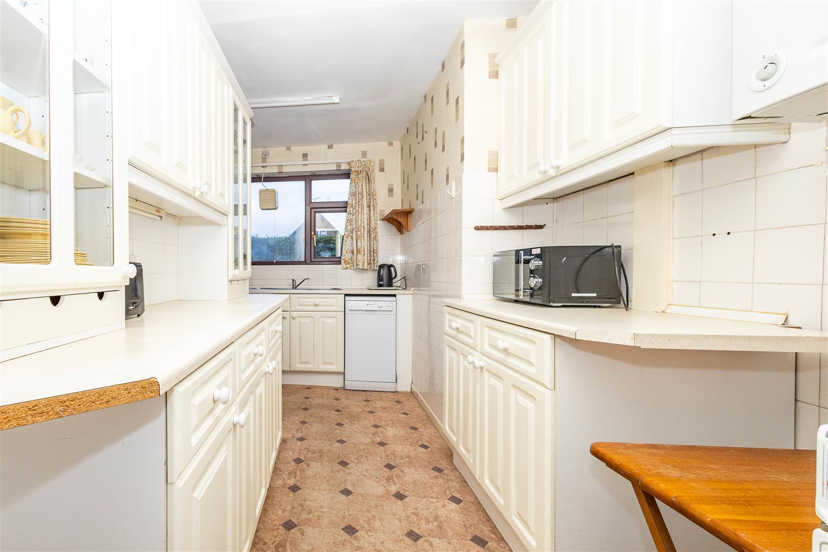 3 bed property in Severn Drive, Preston